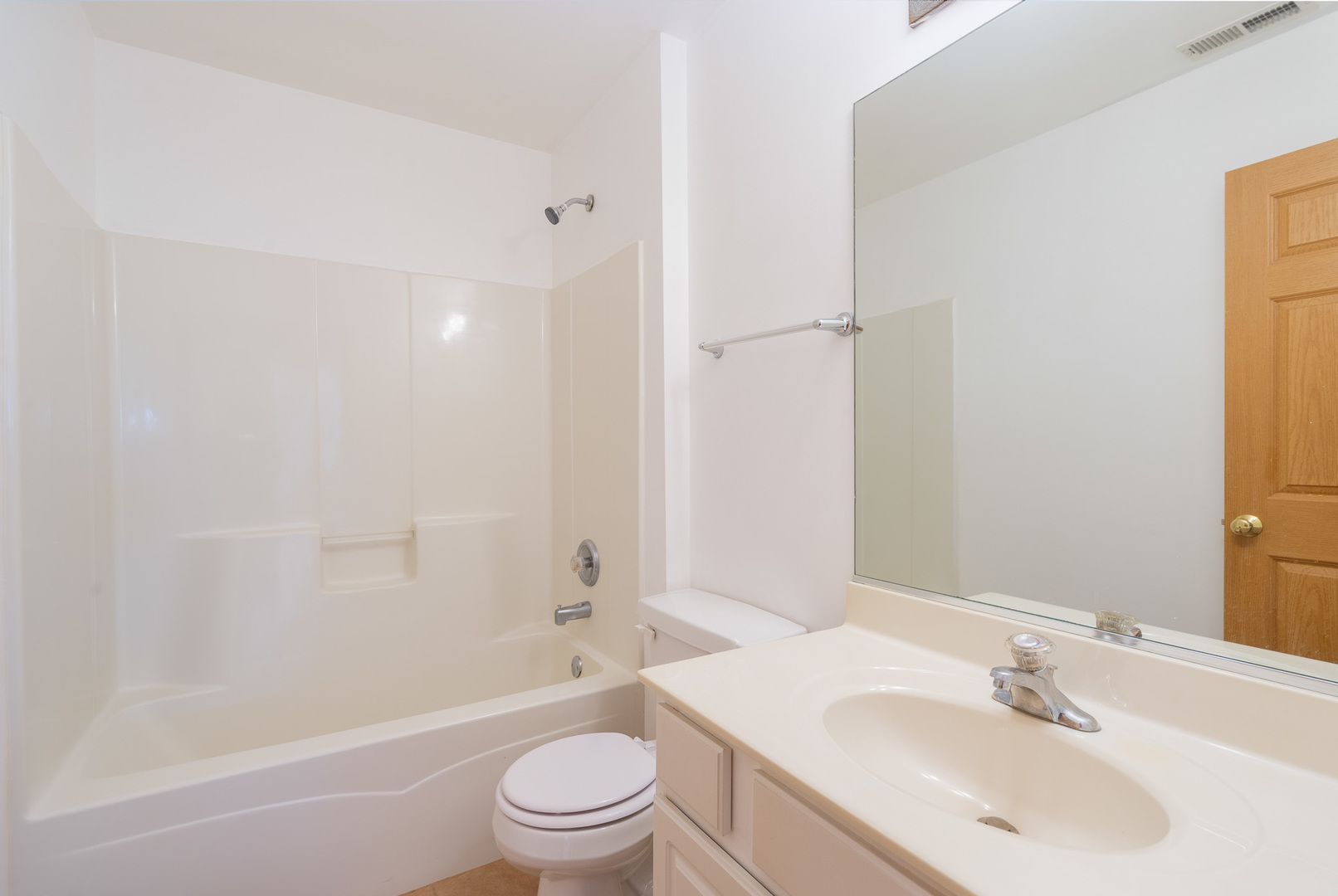 24038 W Walnut Circle #24038, Plainfield, IL 60585