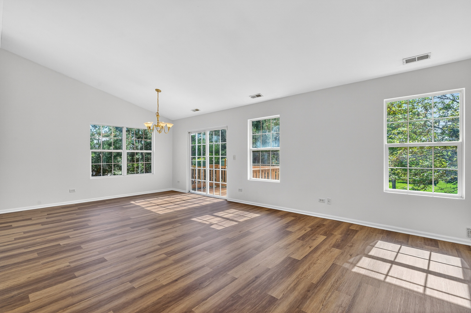 24038 W Walnut Circle #24038, Plainfield, IL 60585