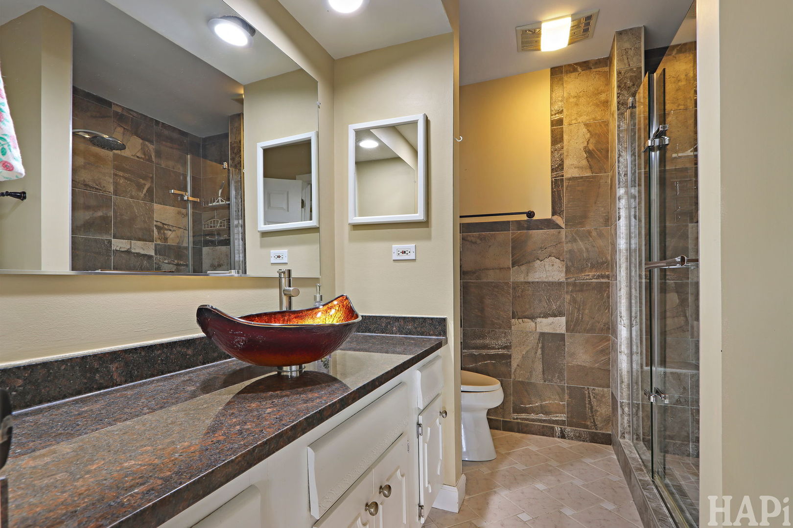 70 OLD OAK Drive #124, Buffalo Grove, IL 60089