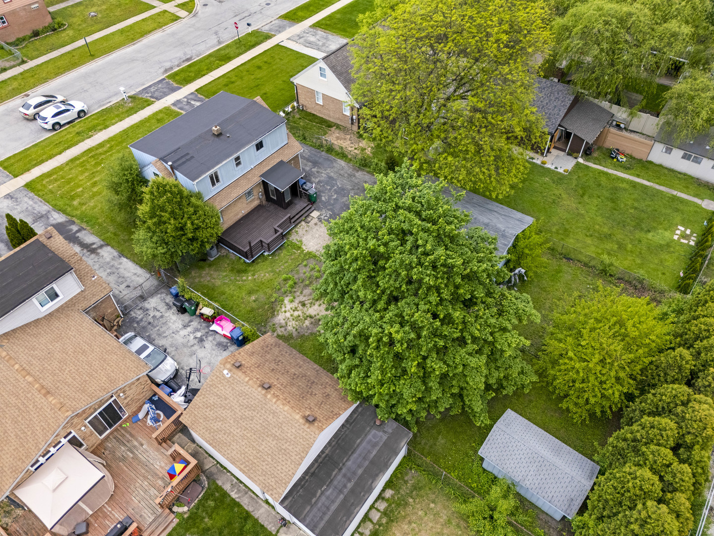 7809 Columbia Drive, Bridgeview, IL 60455