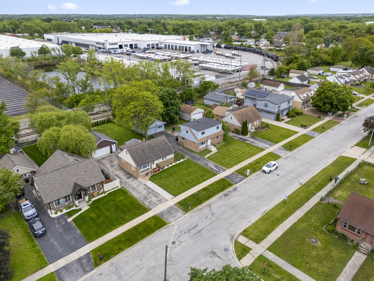 7809 Columbia Drive, Bridgeview, IL 60455