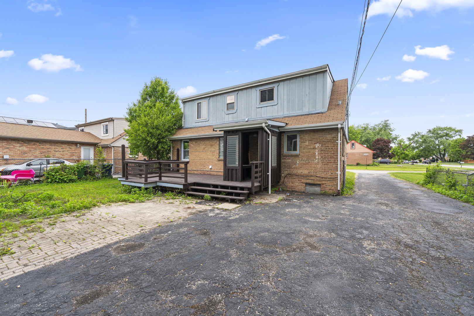 7809 Columbia Drive, Bridgeview, IL 60455