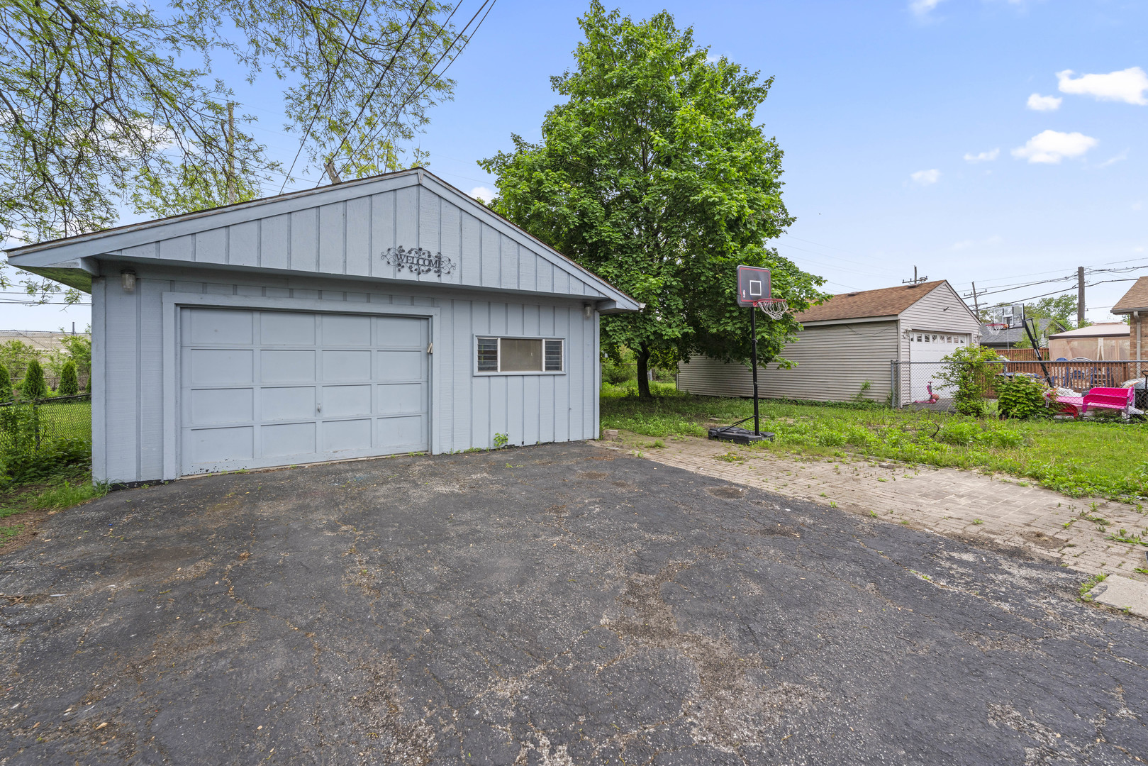 7809 Columbia Drive, Bridgeview, IL 60455