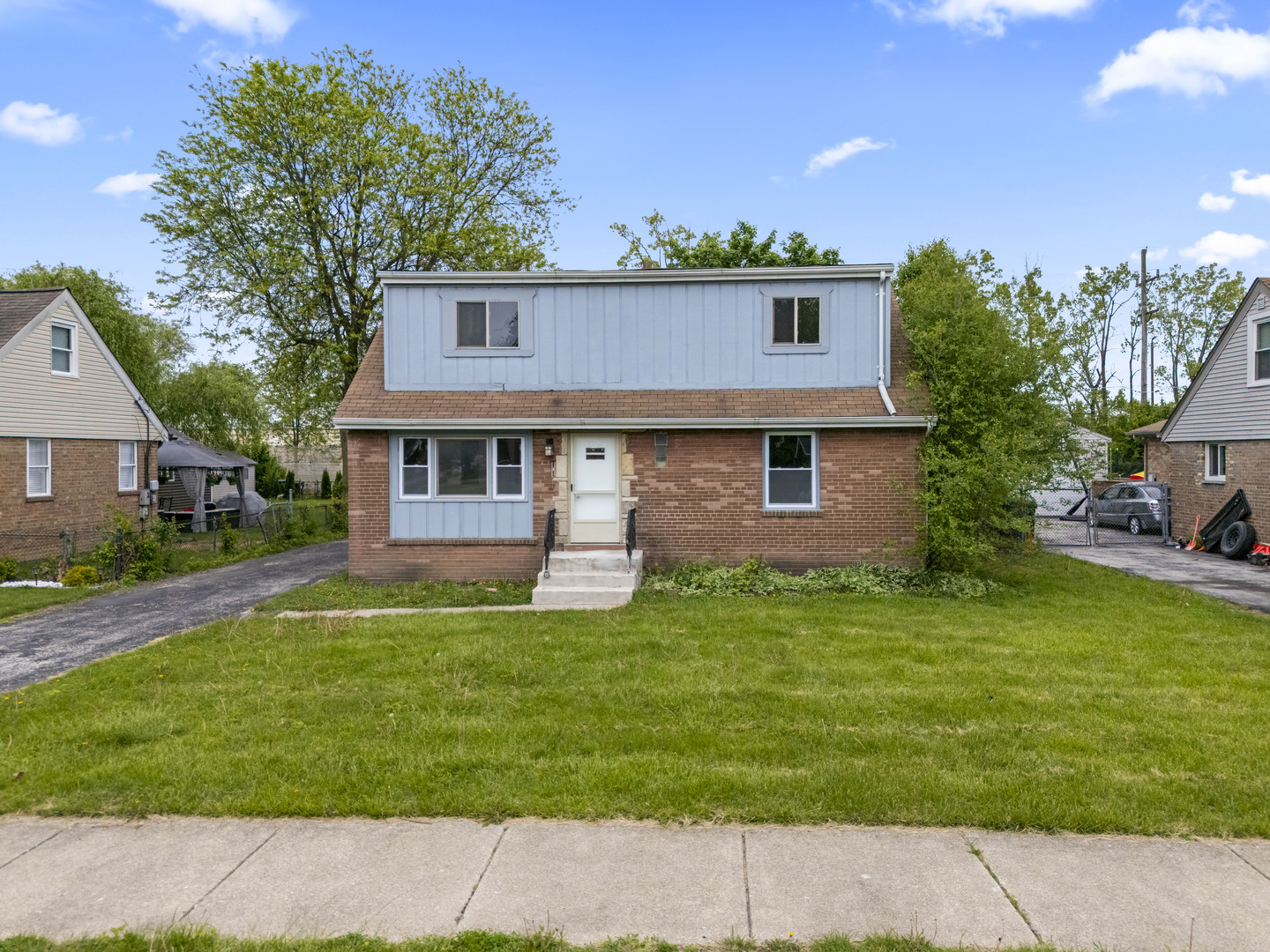 7809 Columbia Drive, Bridgeview, IL 60455