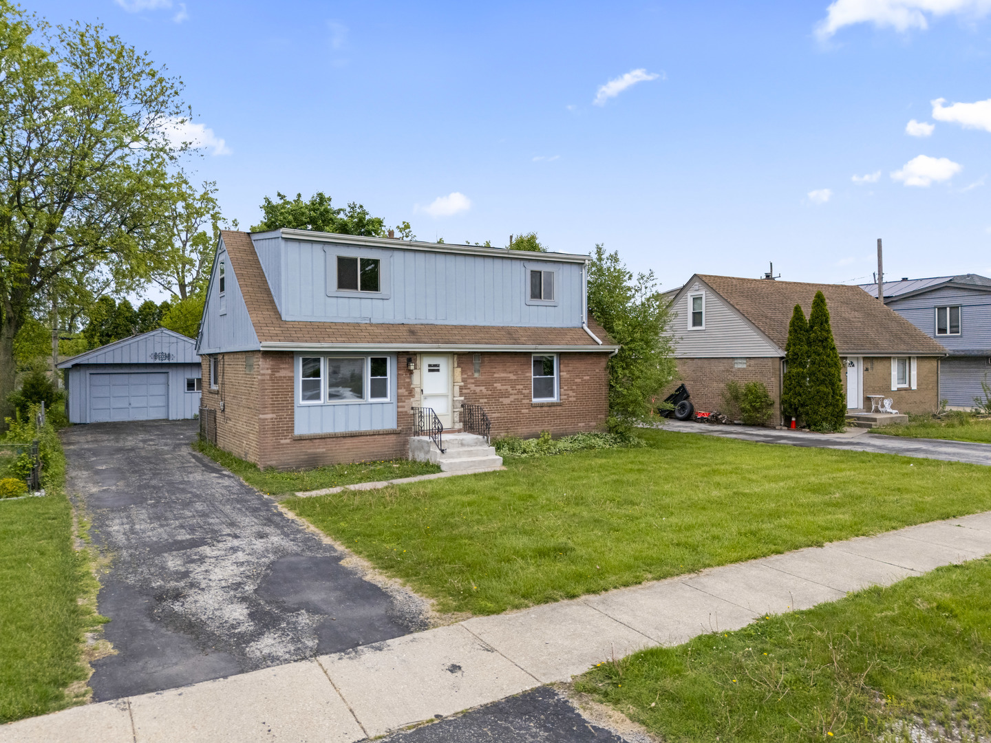 7809 Columbia Drive, Bridgeview, IL 60455