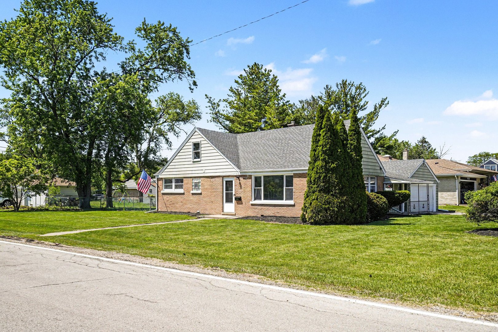 2300 Atlantic Avenue, Melrose Park, IL 60164