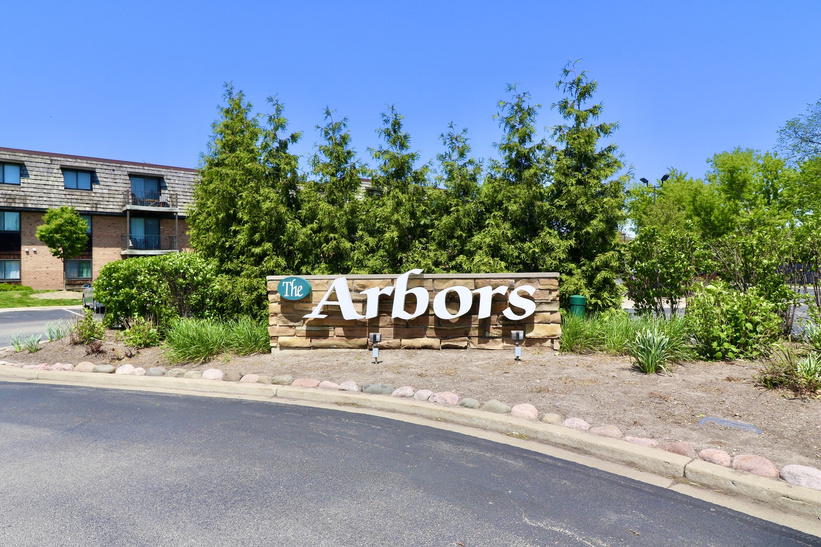 12 Oak Creek Drive #1213, Buffalo Grove, IL 60089