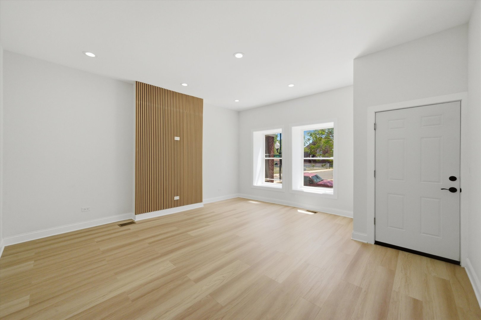 2702 W Adams Street, Chicago, IL 60612