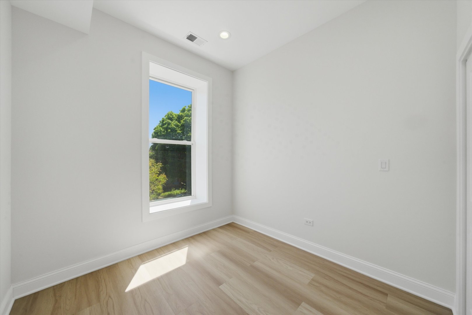 2702 W Adams Street, Chicago, IL 60612