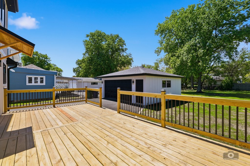 9338 Sayre Avenue, Oak Lawn, IL 60453
