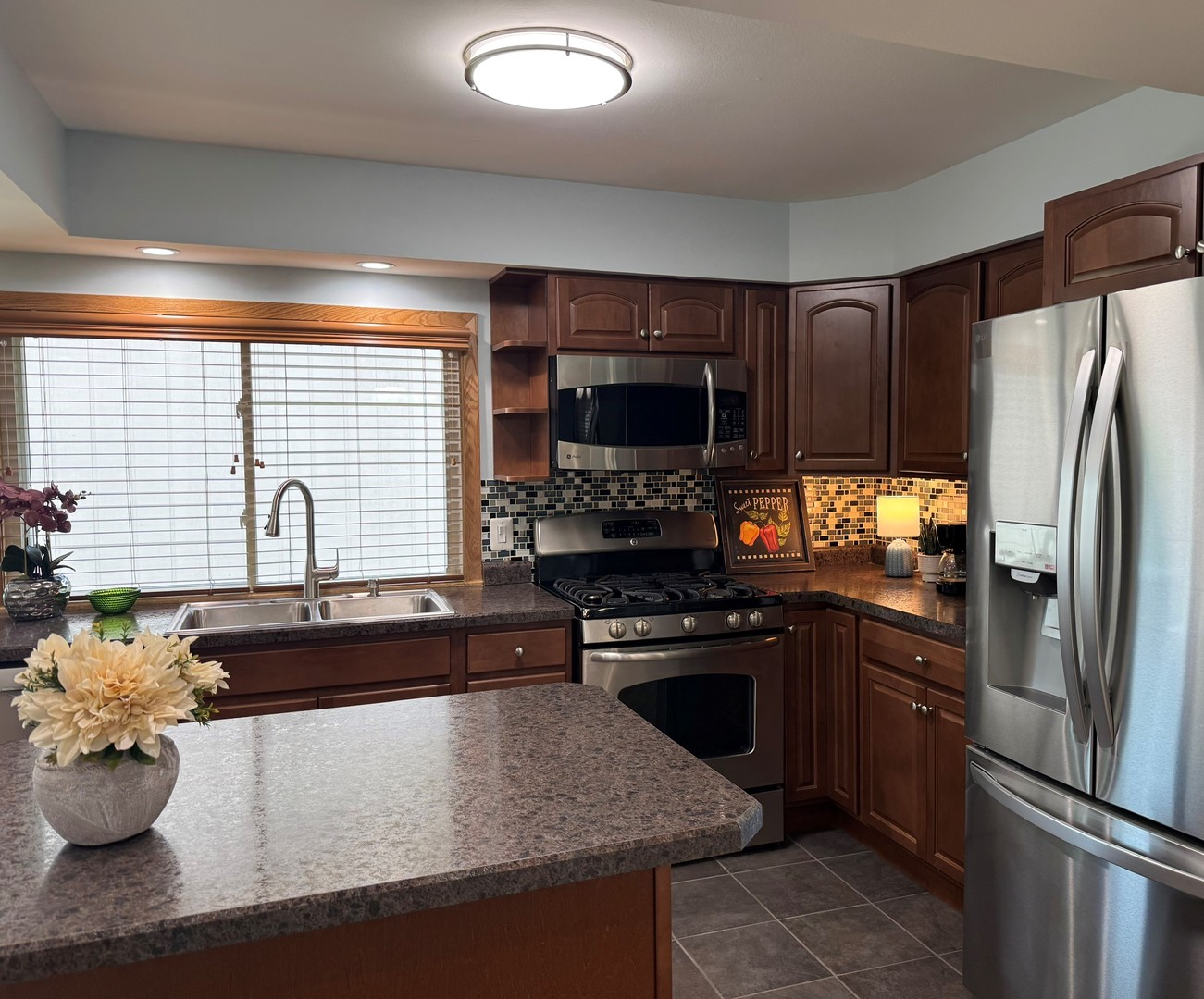 626 Bryce Trail, Roselle, IL 60172