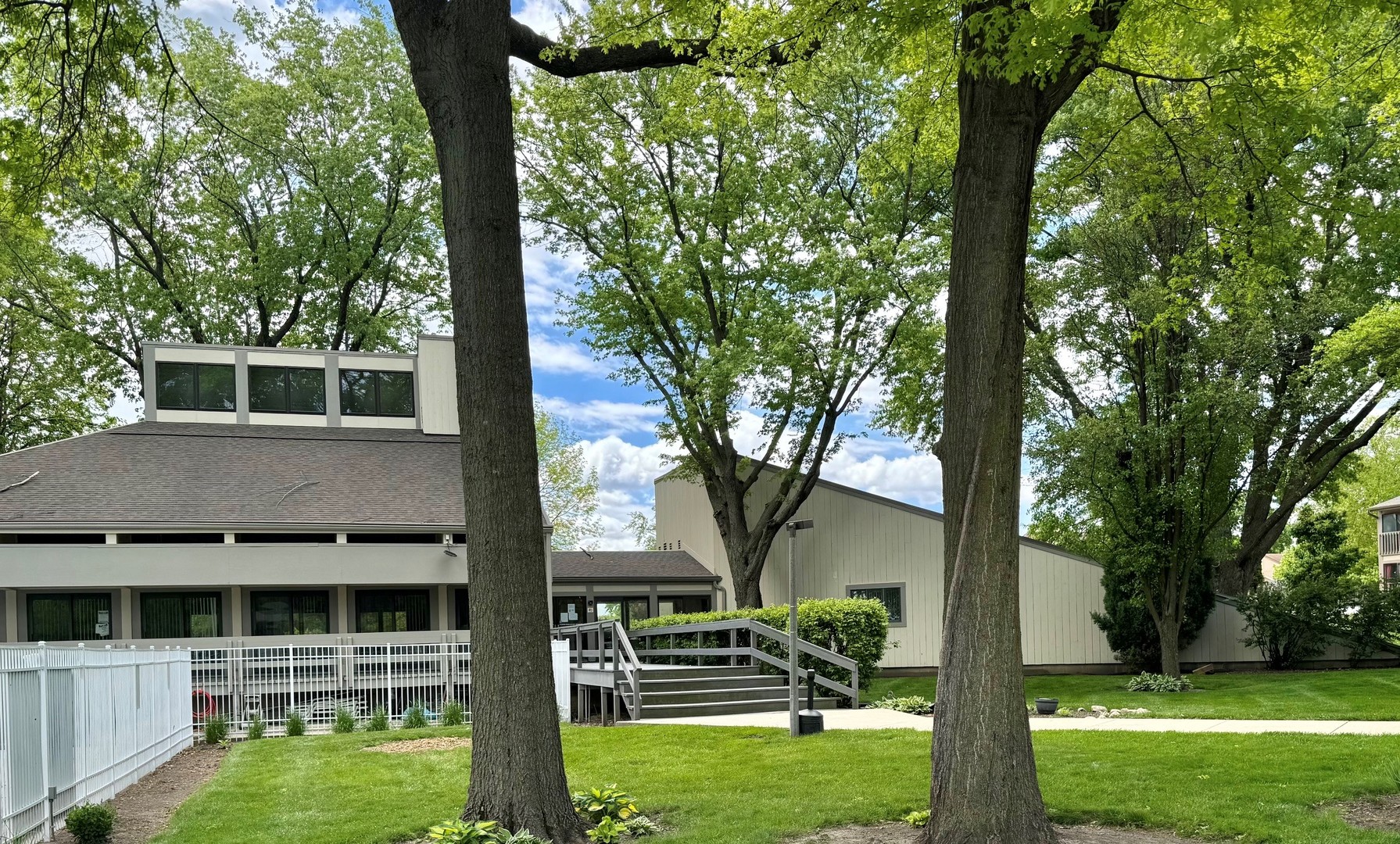 626 Bryce Trail, Roselle, IL 60172