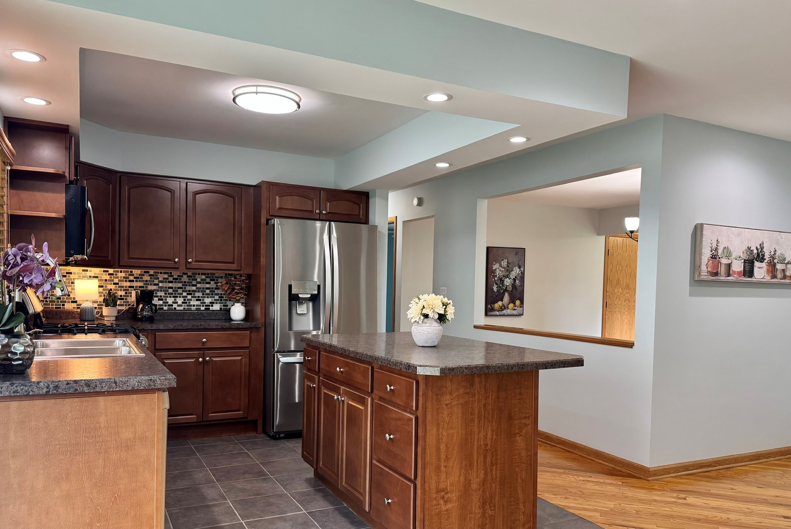 626 Bryce Trail, Roselle, IL 60172