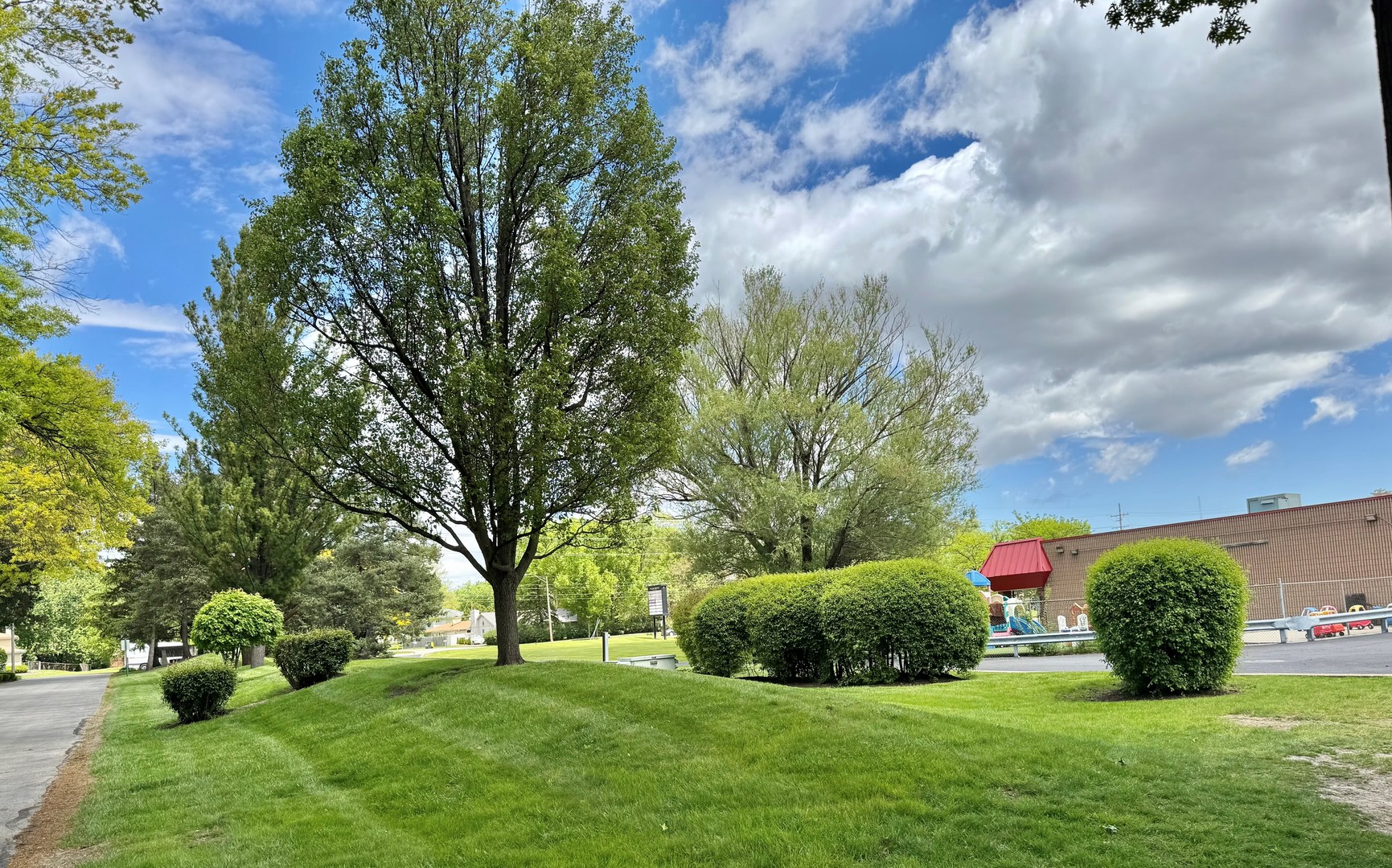 626 Bryce Trail, Roselle, IL 60172