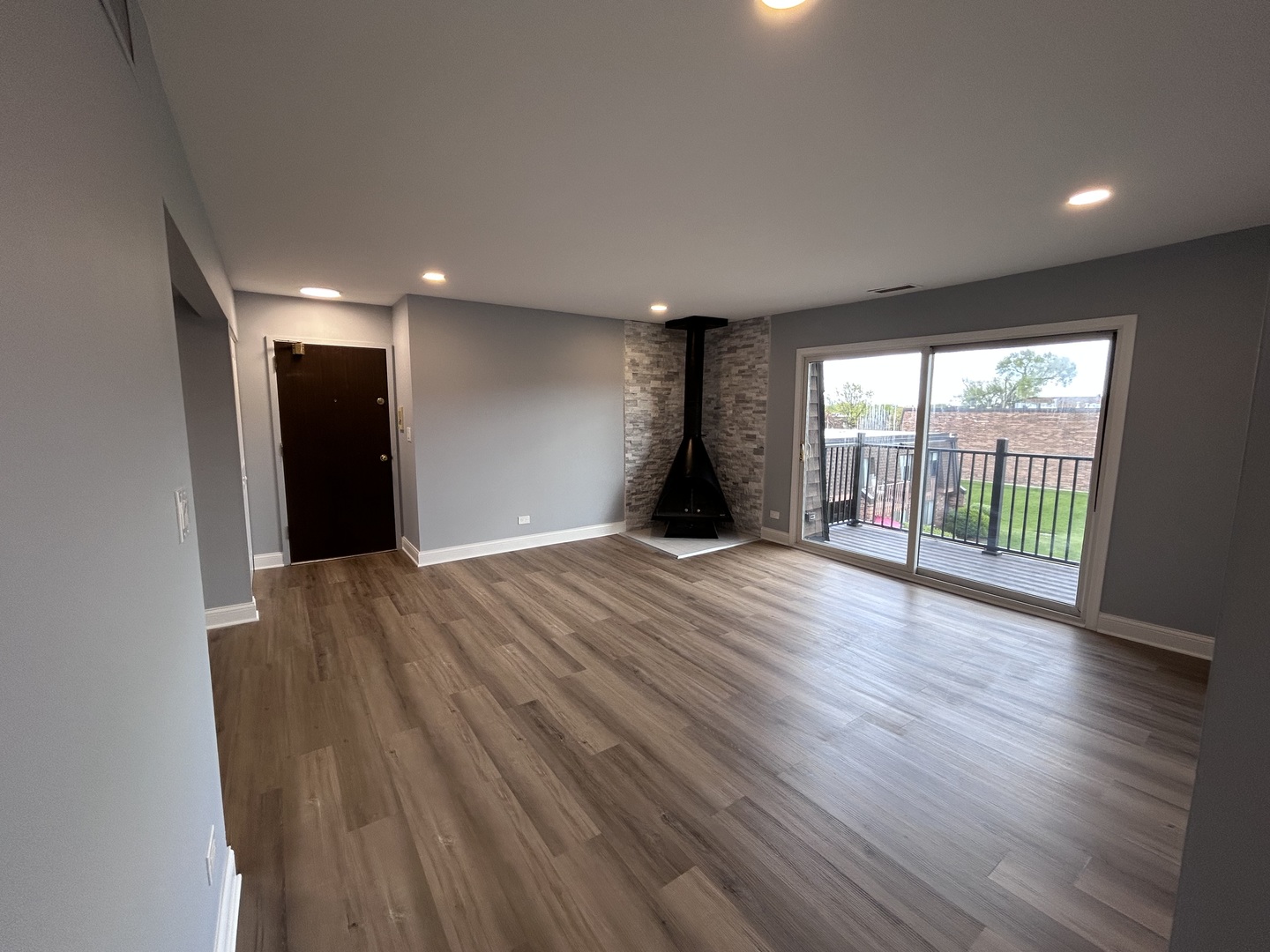 705 Tipperary Court #3A, Schaumburg, IL 60193