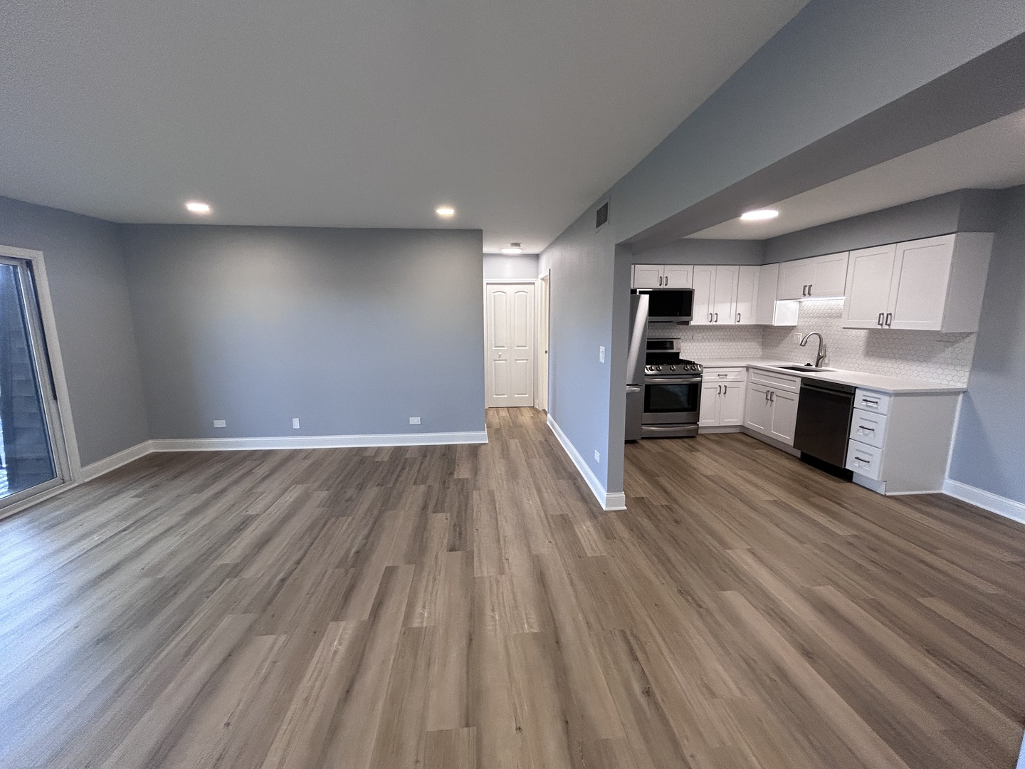 705 Tipperary Court #3A, Schaumburg, IL 60193