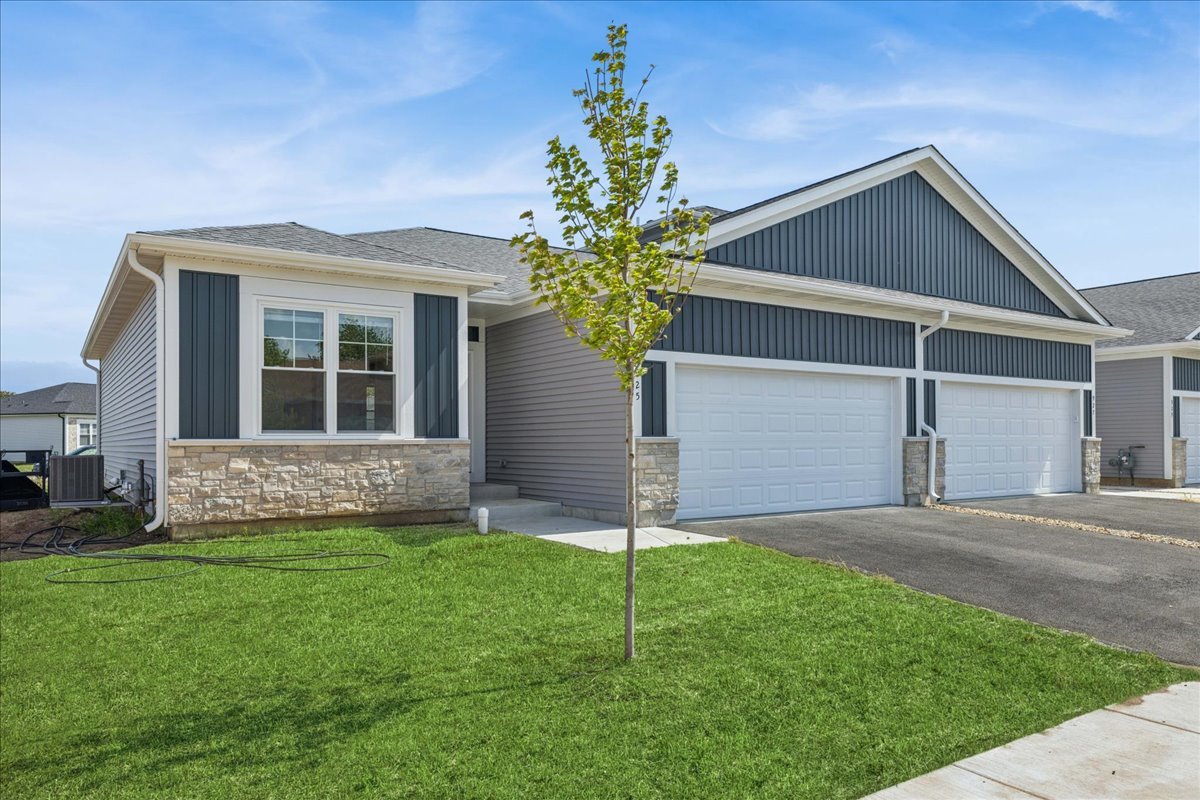 925 Partridge Circle, Marengo, IL 60152