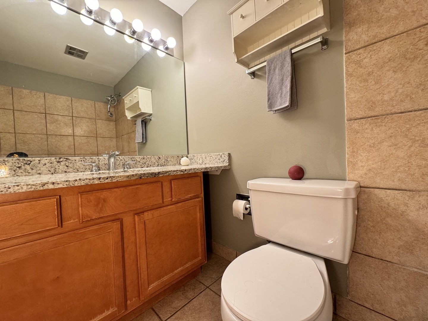 5900 OAKWOOD Drive #4J, Lisle, IL 60532