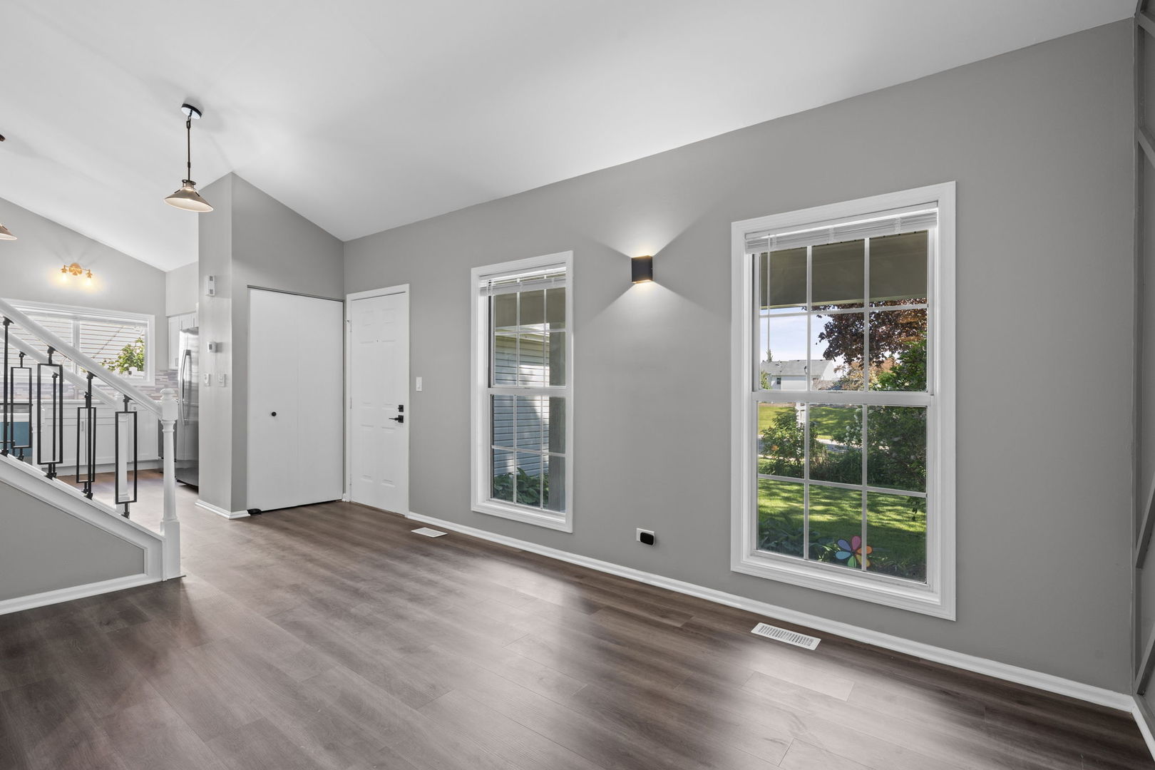 621 Cutter Lane, Elk Grove Village, IL 60007