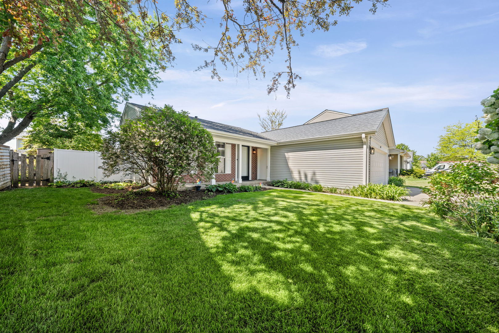 621 Cutter Lane, Elk Grove Village, IL 60007