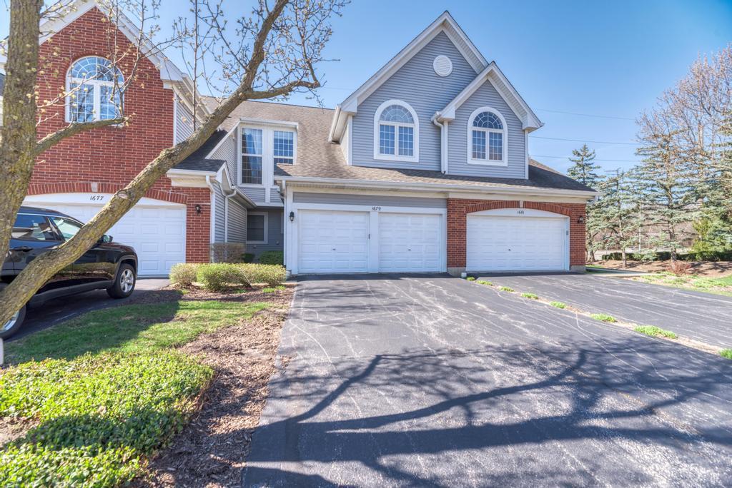1679 W Ethans Glen Drive, Palatine, IL 60067