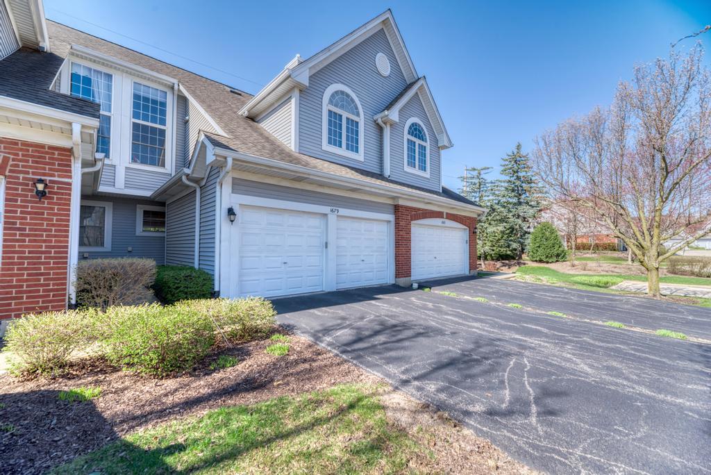 1679 W Ethans Glen Drive, Palatine, IL 60067