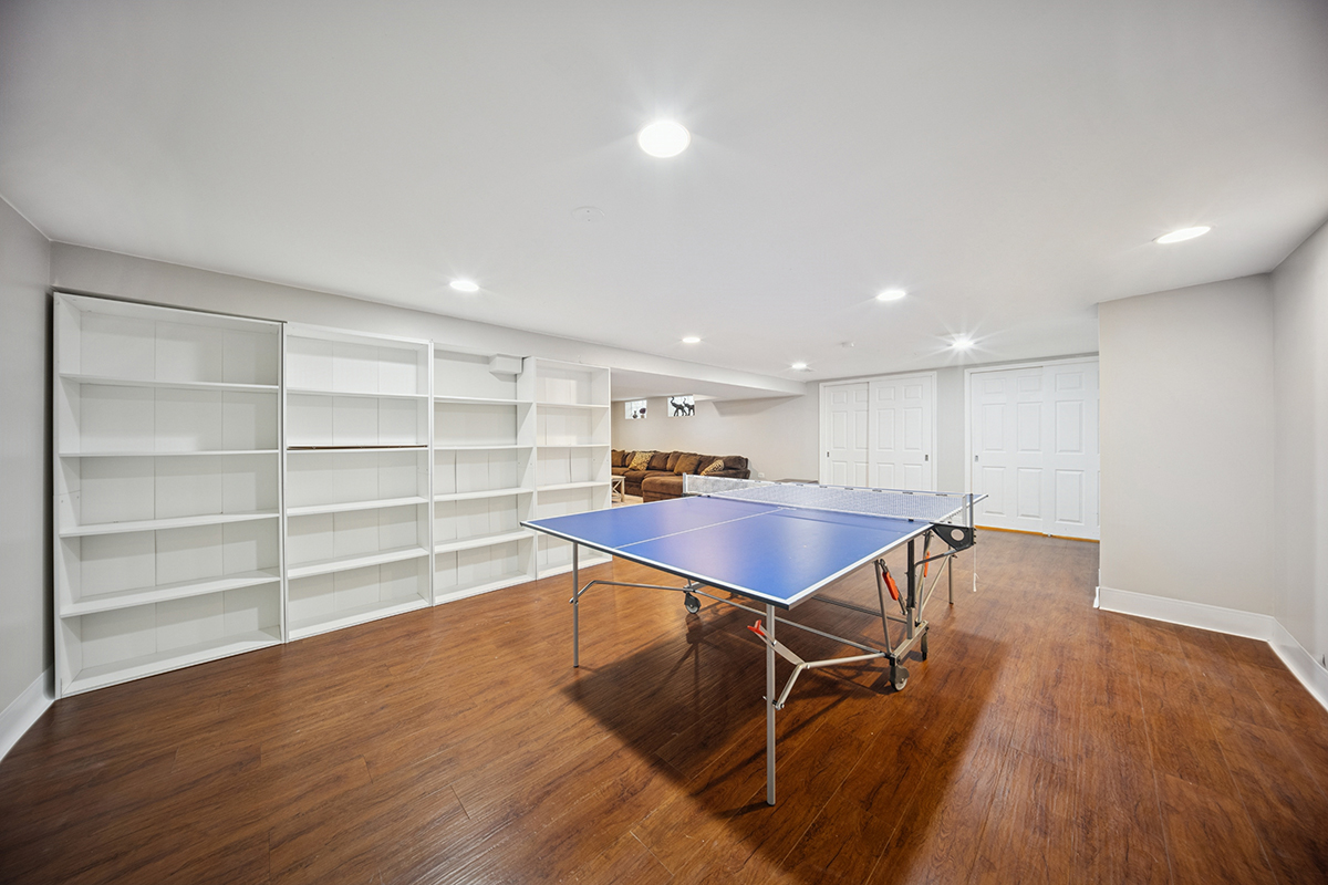 814 S Evergreen Avenue, Arlington Heights, IL 60005