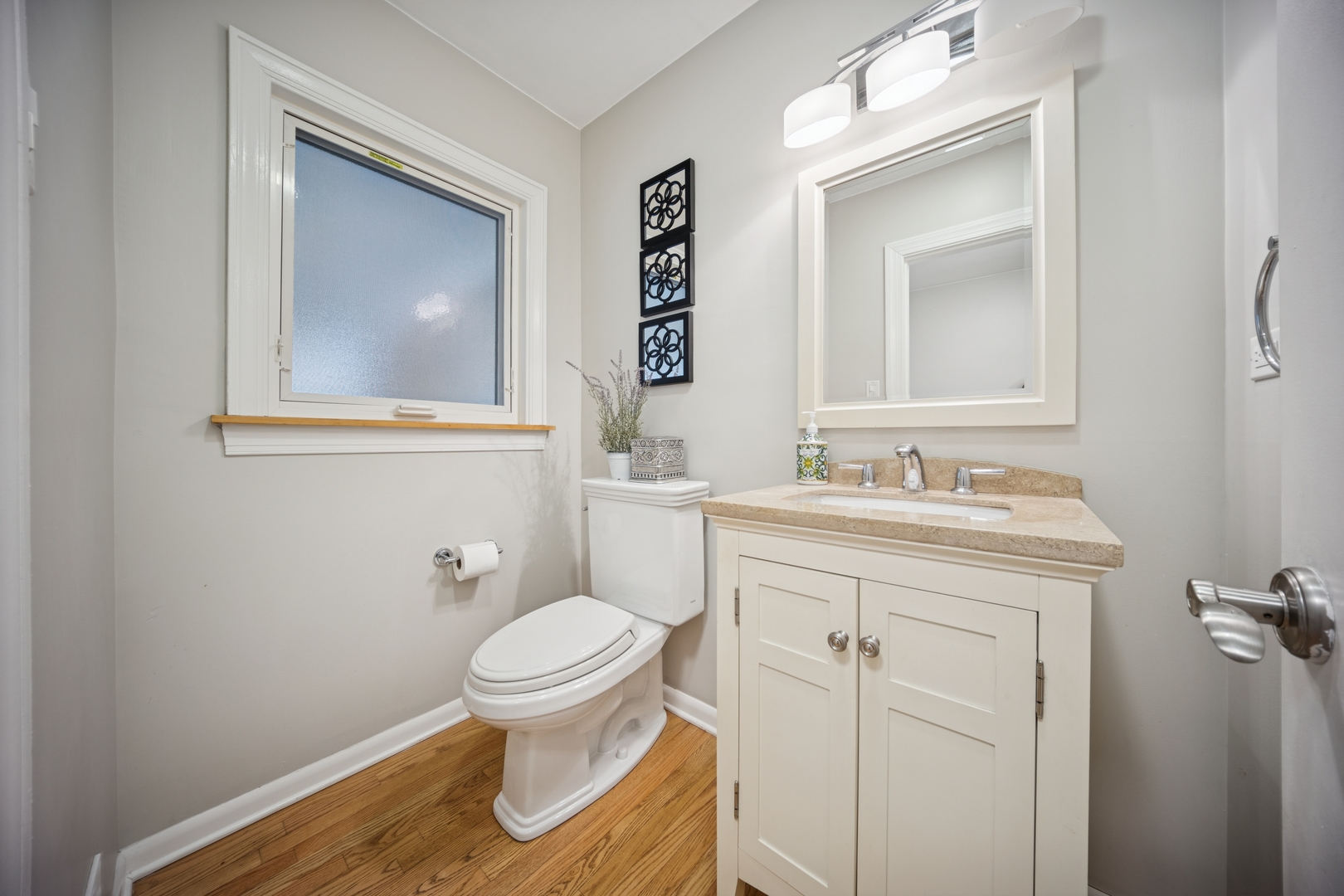 814 S Evergreen Avenue, Arlington Heights, IL 60005