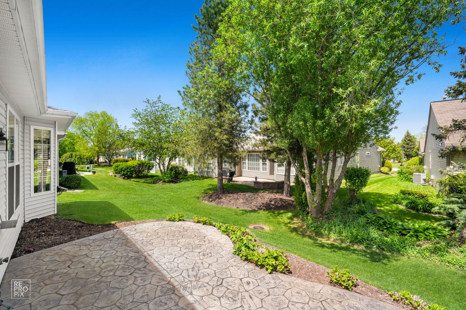 13462 Dearborn Trail, Huntley, IL 60142