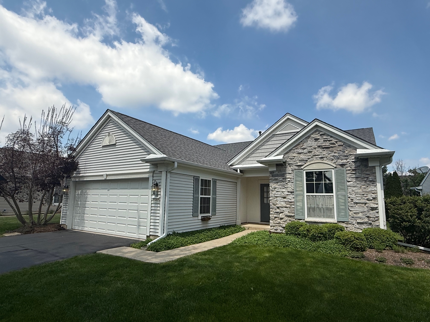 13462 Dearborn Trail, Huntley, IL 60142
