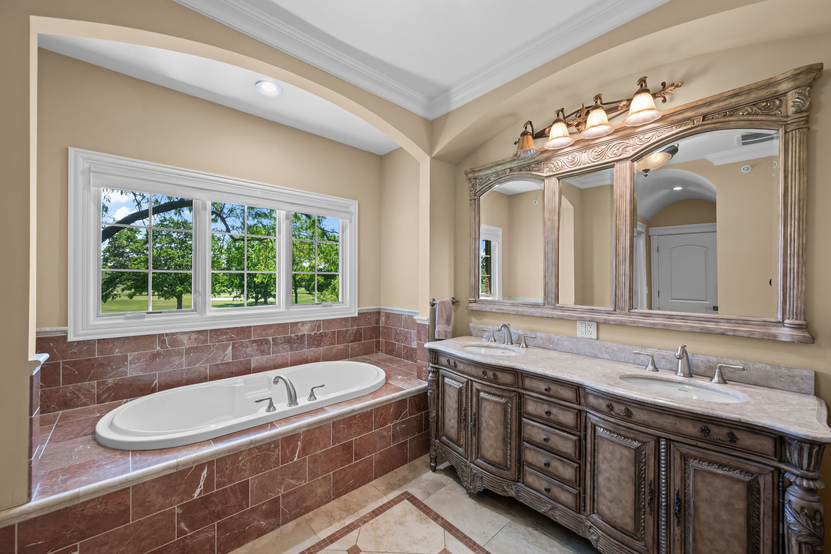 1105 Austin Avenue, Park Ridge, IL 60068