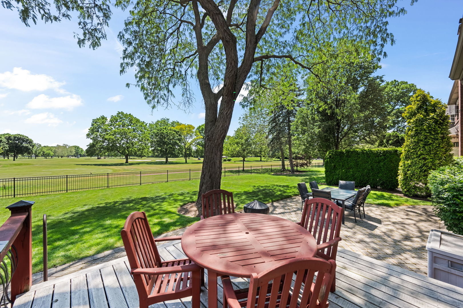 1105 Austin Avenue, Park Ridge, IL 60068