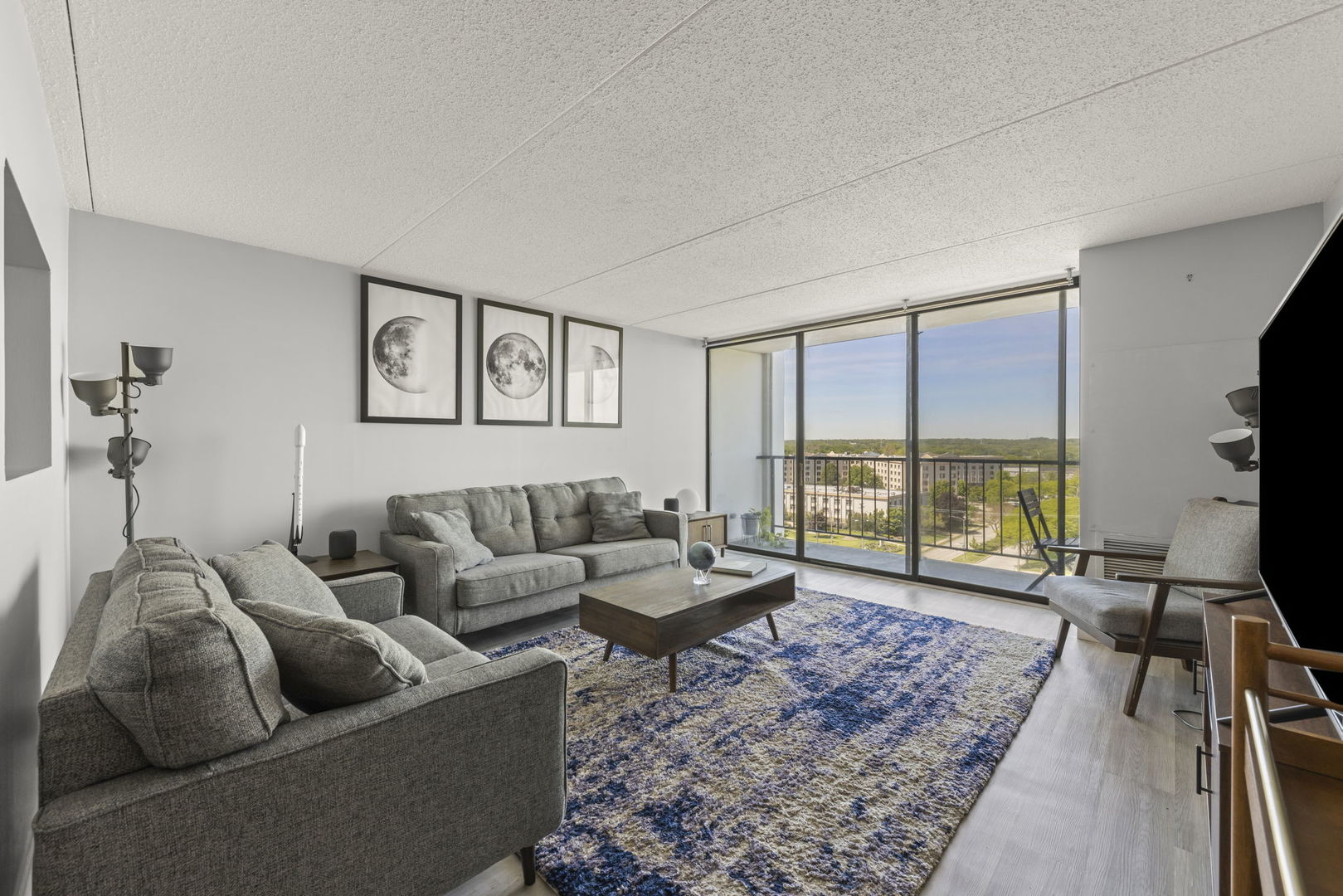 2005 S Finley Road #1012, Lombard, IL 60148