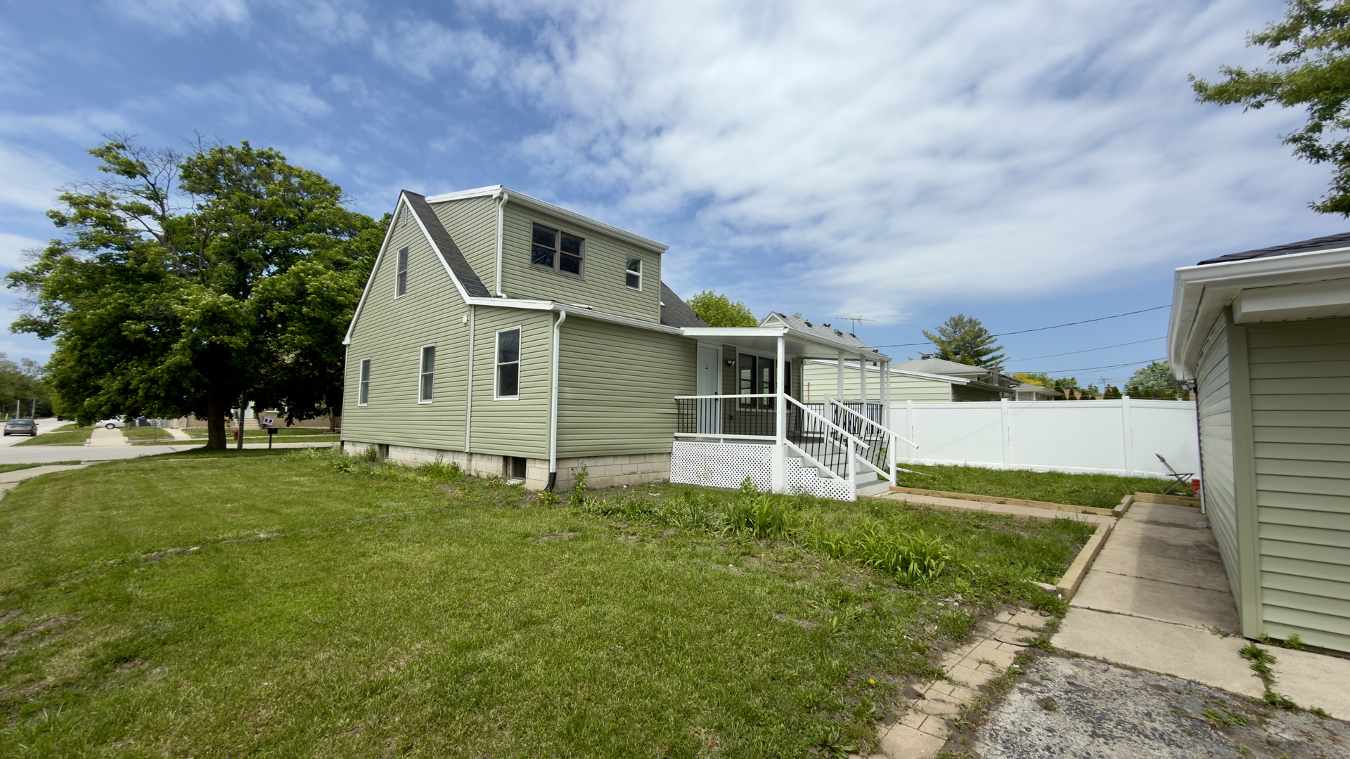 9759 Rutherford Avenue, Oak Lawn, IL 60453