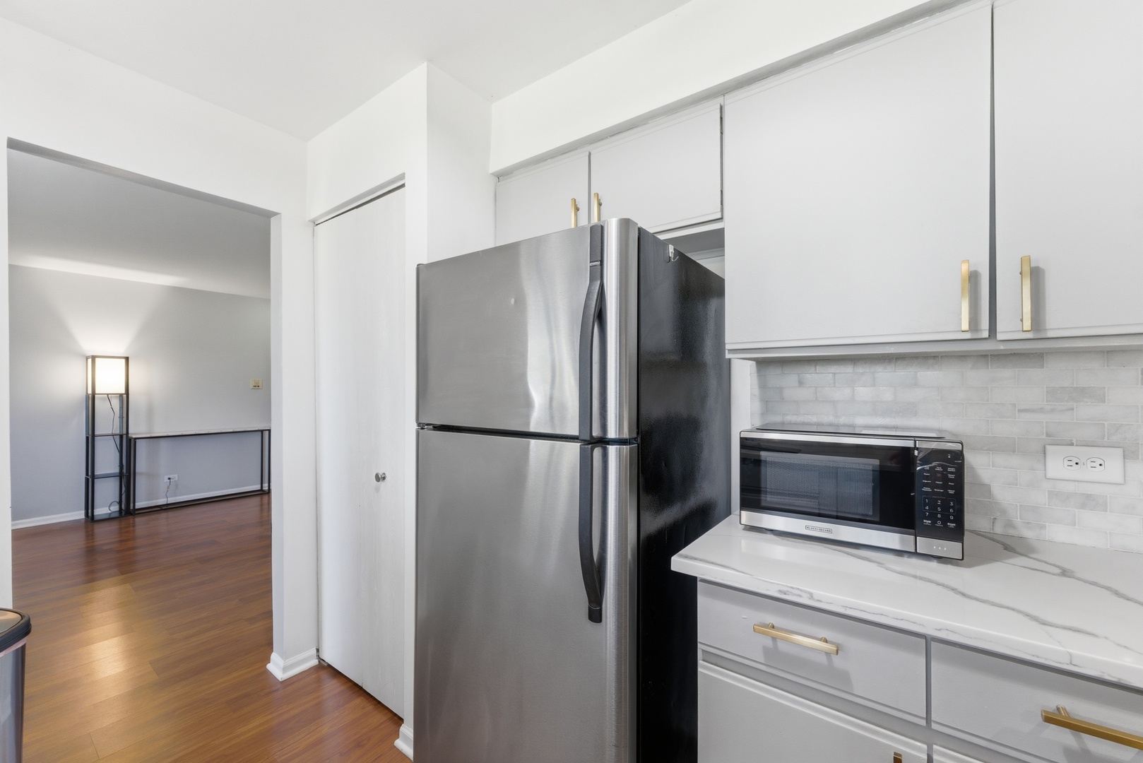 260 W Lynn Drive #7-3B, Palatine, IL 60067