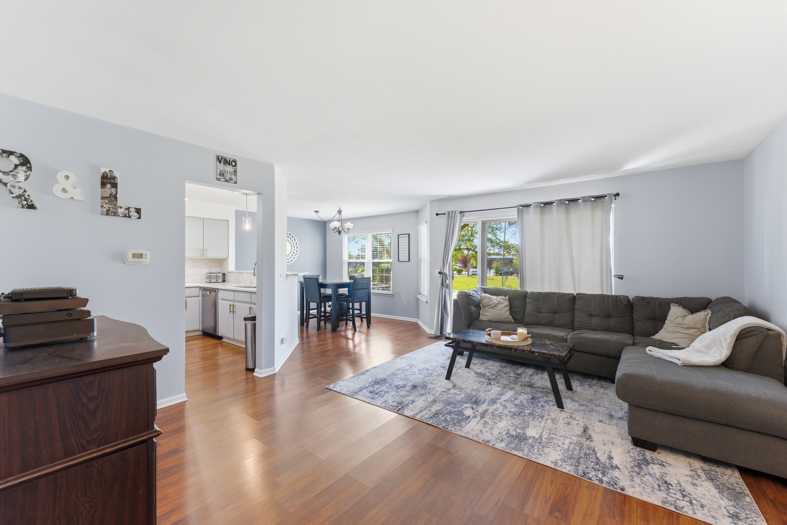 260 W Lynn Drive #7-3B, Palatine, IL 60067