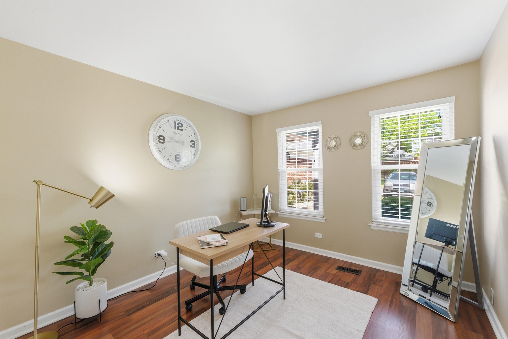 260 W Lynn Drive #7-3B, Palatine, IL 60067