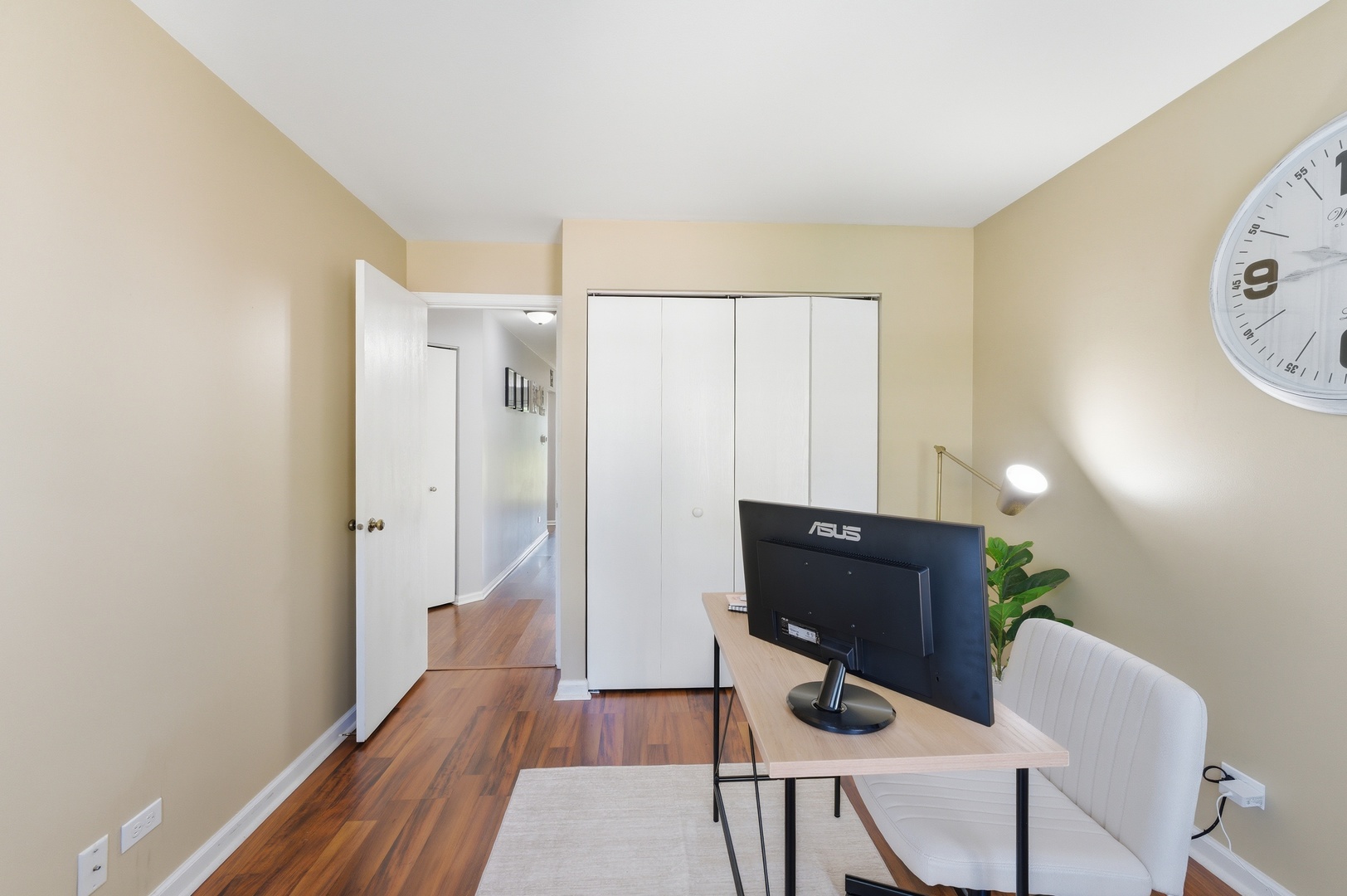260 W Lynn Drive #7-3B, Palatine, IL 60067