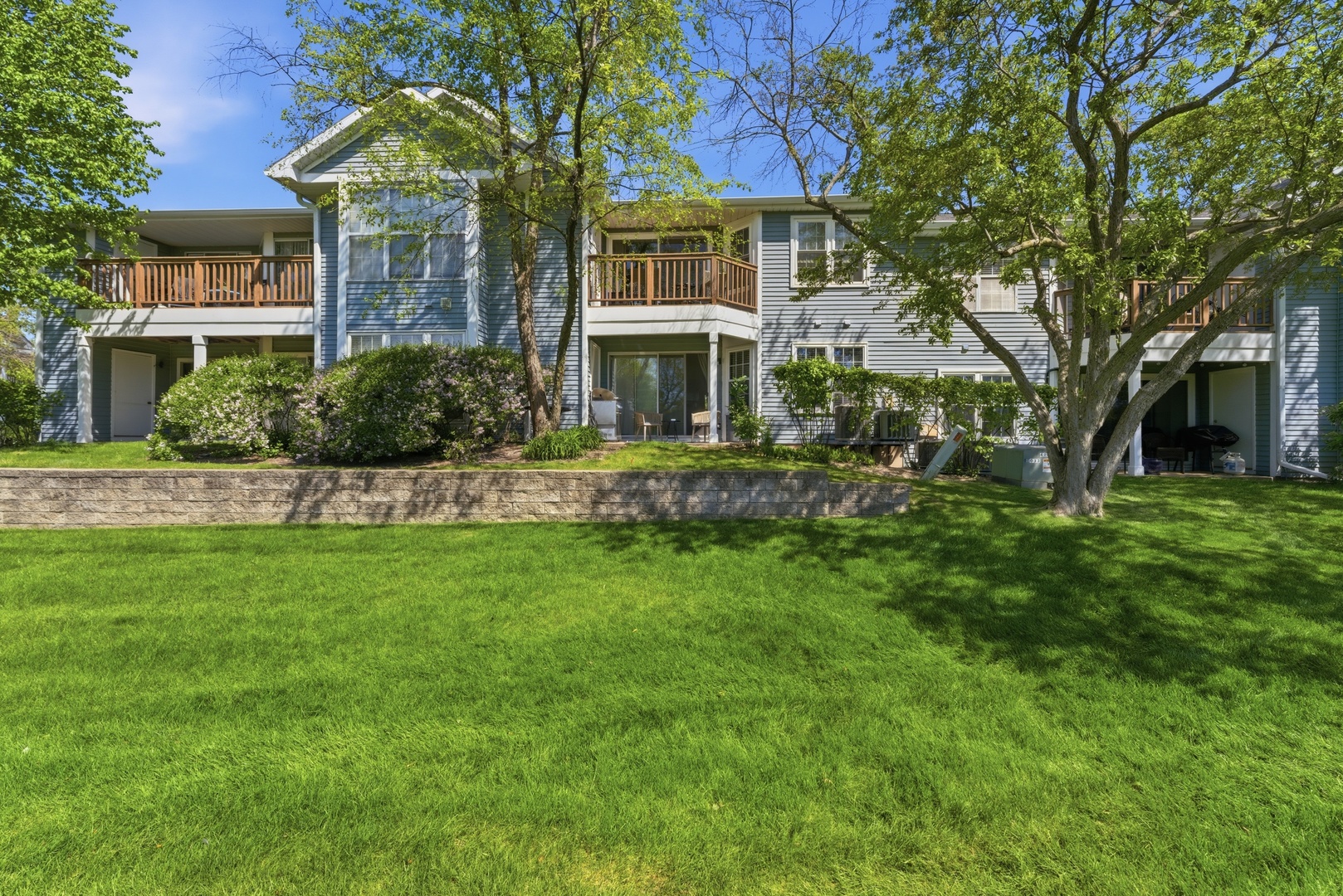 260 W Lynn Drive #7-3B, Palatine, IL 60067