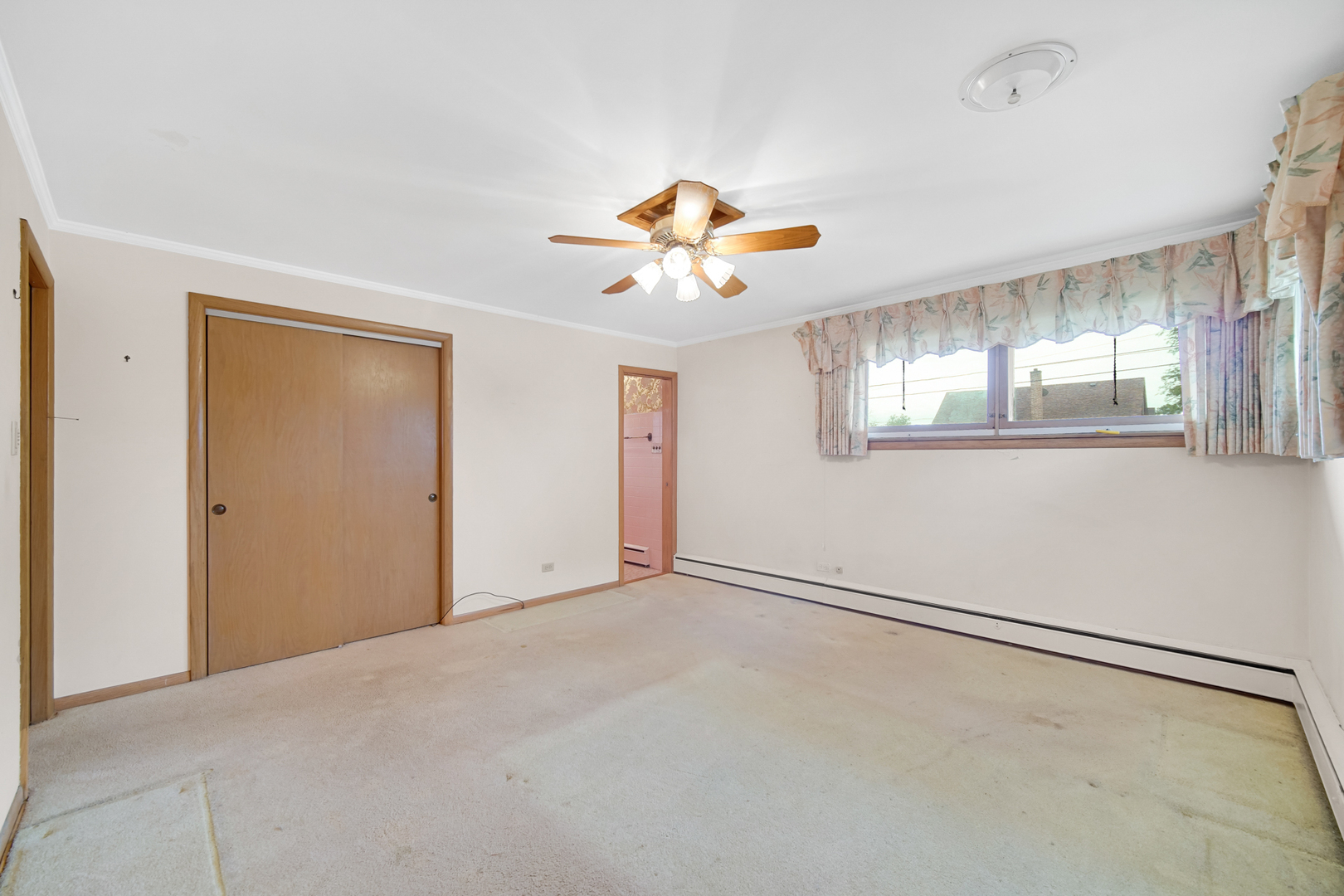 9259 S Springfield Avenue, Evergreen Park, IL 60805