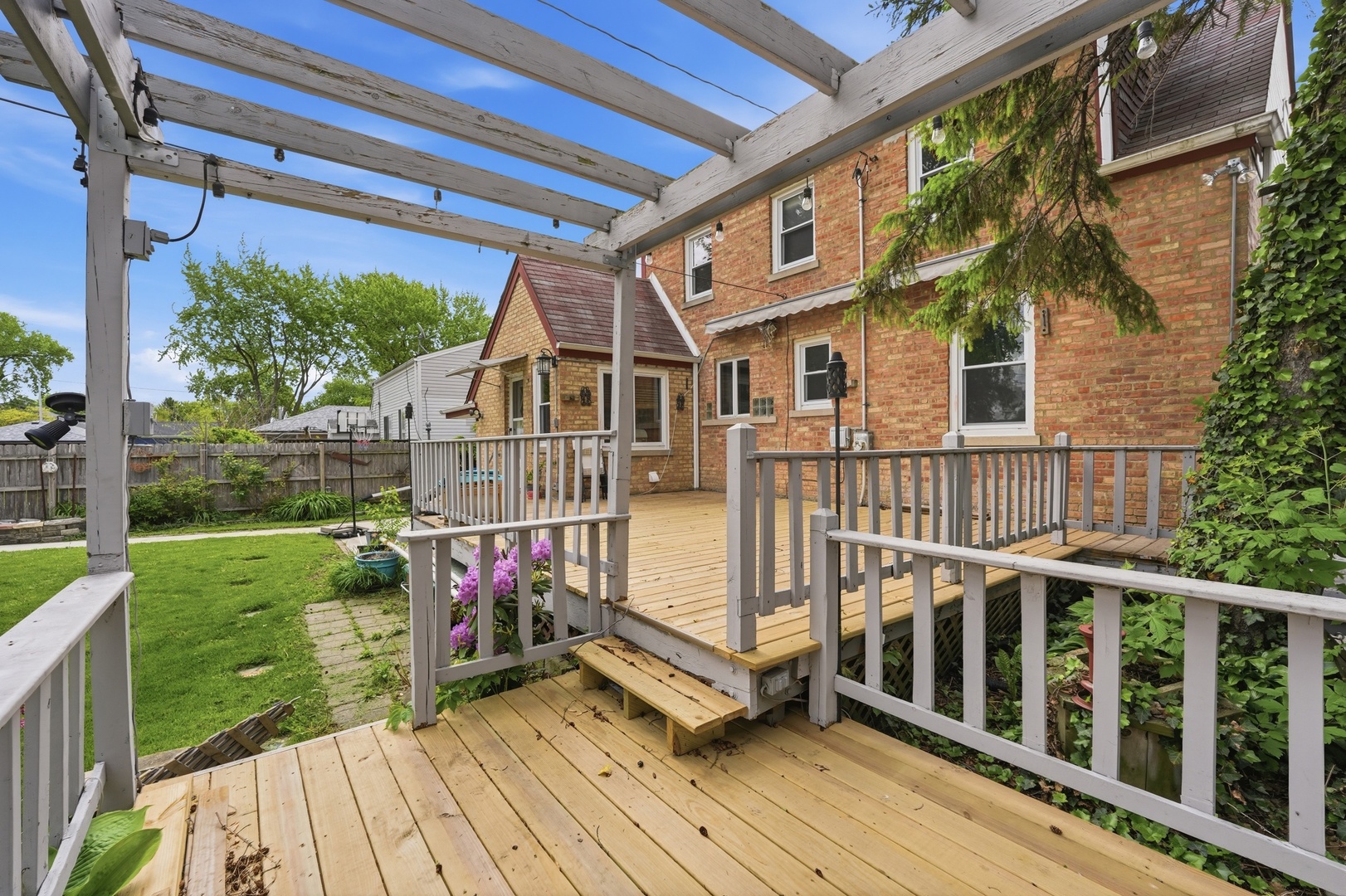 5910 W 88th Street, Oak Lawn, IL 60453