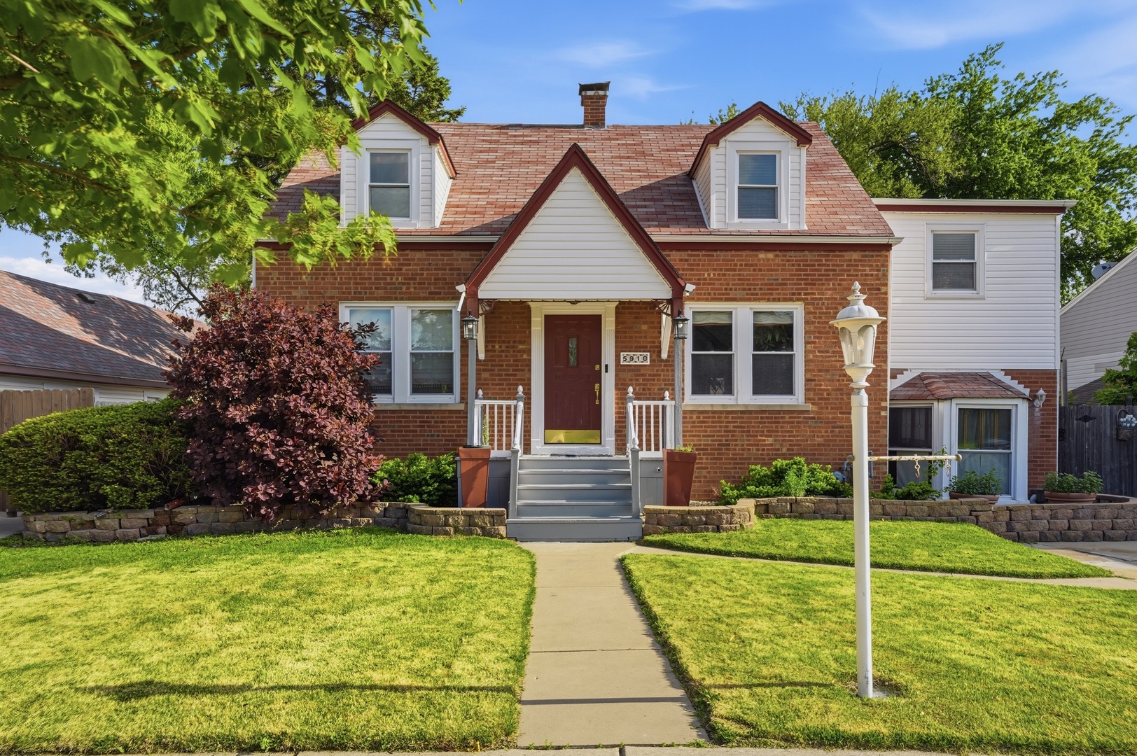 5910 W 88th Street, Oak Lawn, IL 60453