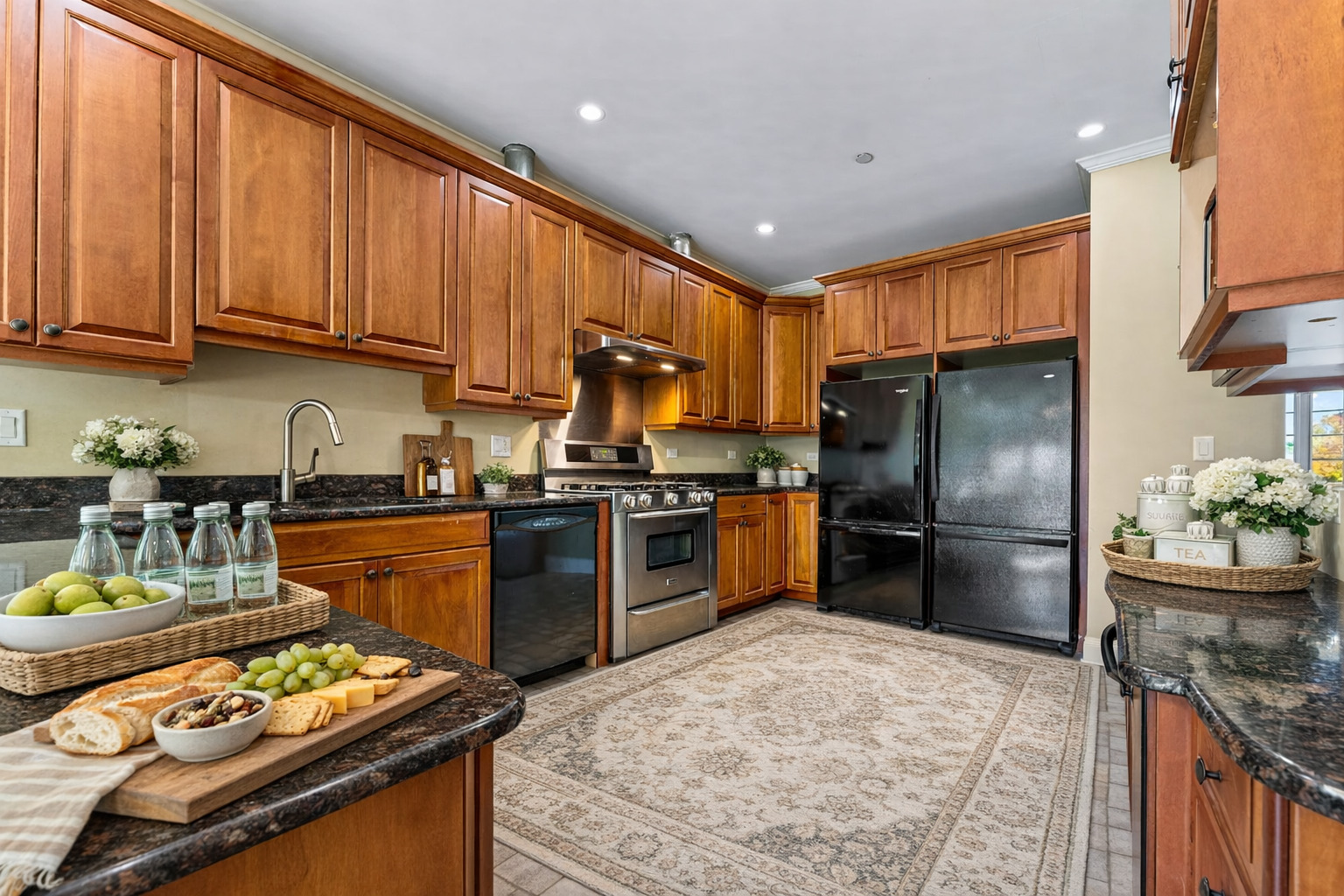 5533 LINCOLN Avenue, Morton Grove, IL 60053