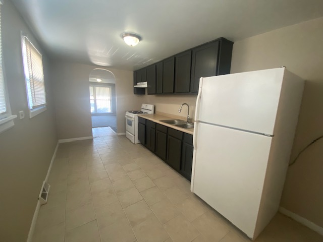 16222 Honore Avenue, Markham, IL 60428