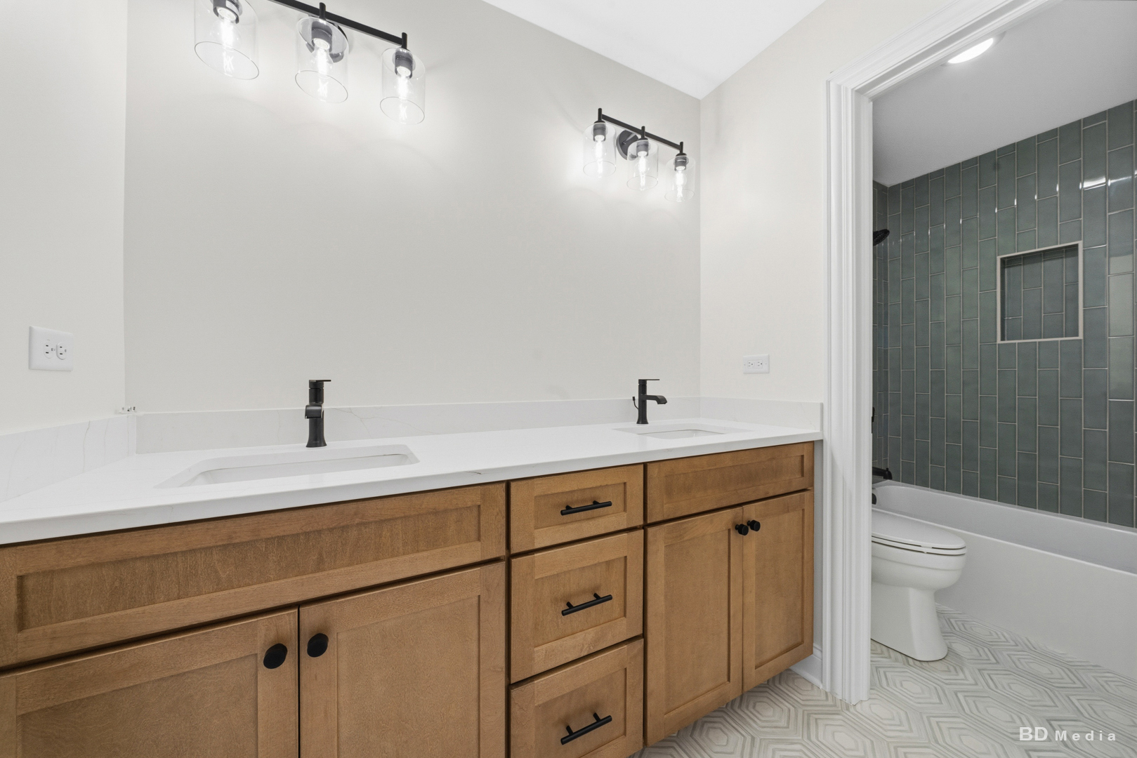 14205 W John Court, Manhattan, IL 60442