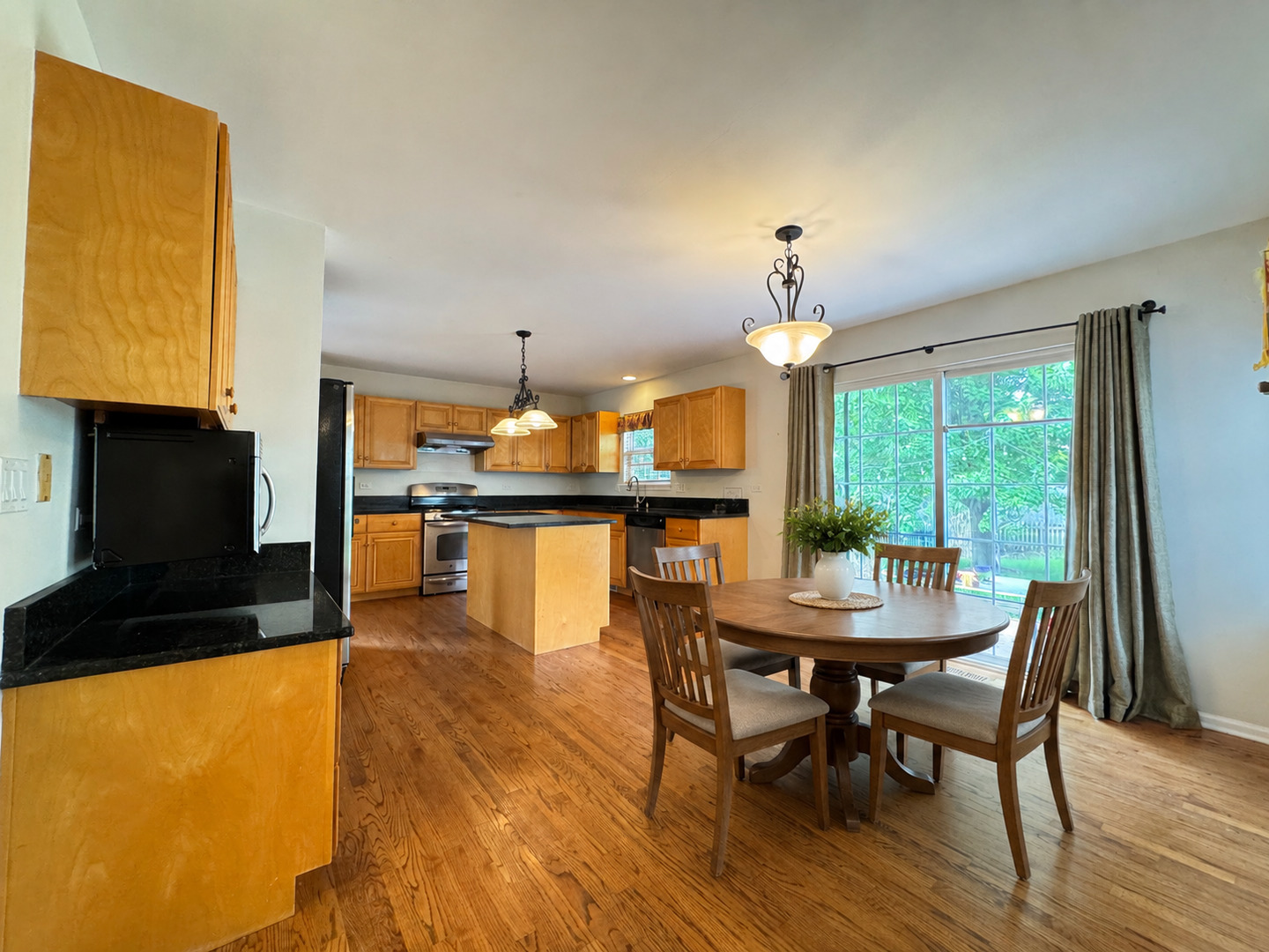 2919 Portsmith Court, Naperville, IL 60564
