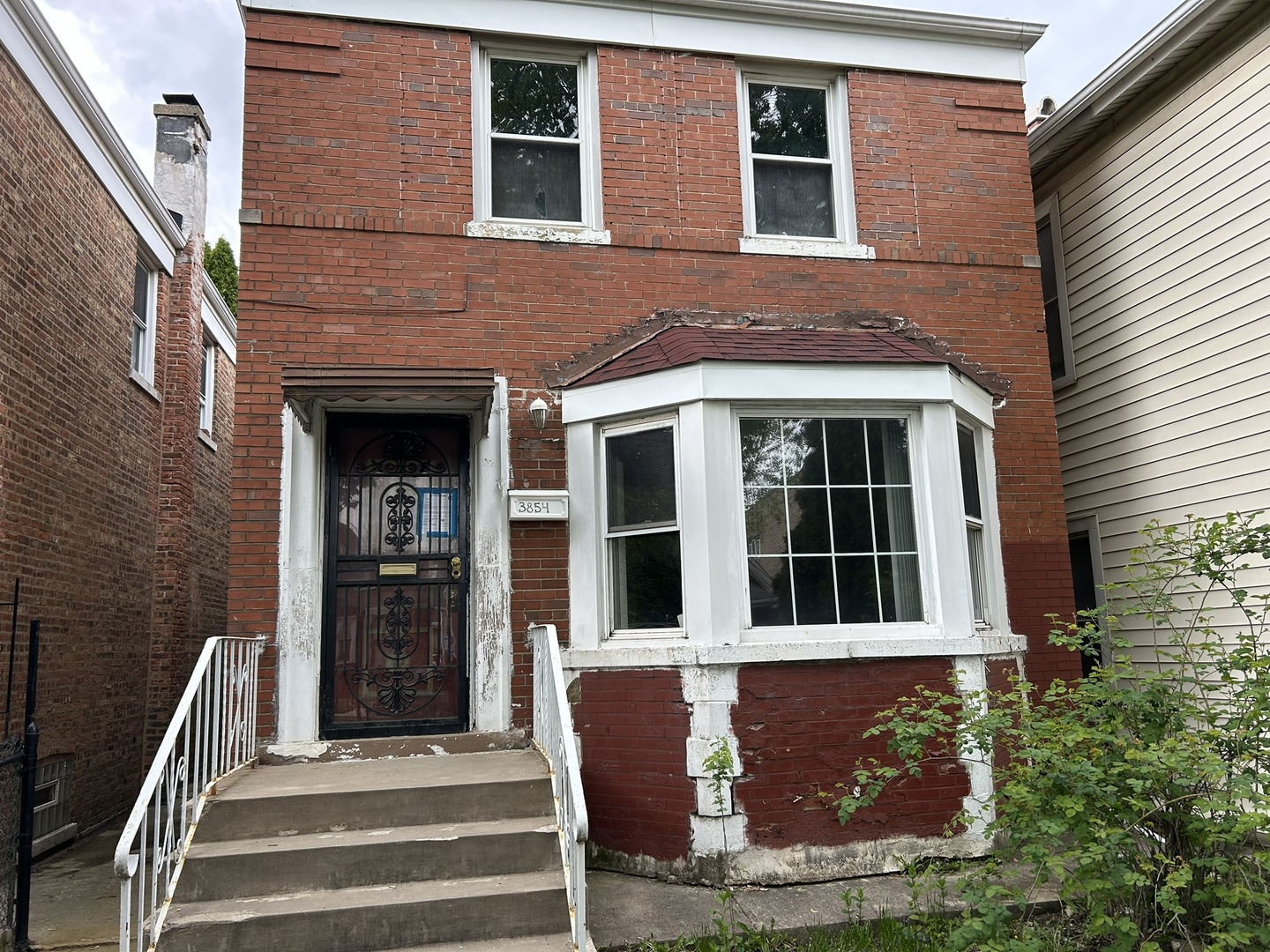 3854 S Albany Avenue, Chicago, IL 60632