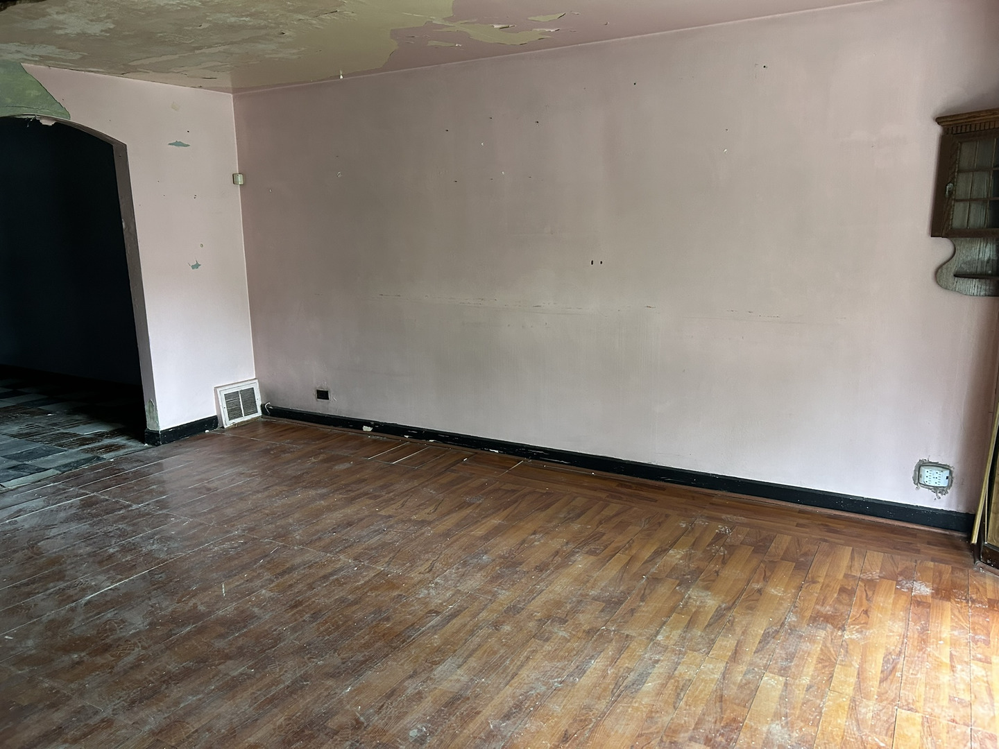3854 S Albany Avenue, Chicago, IL 60632