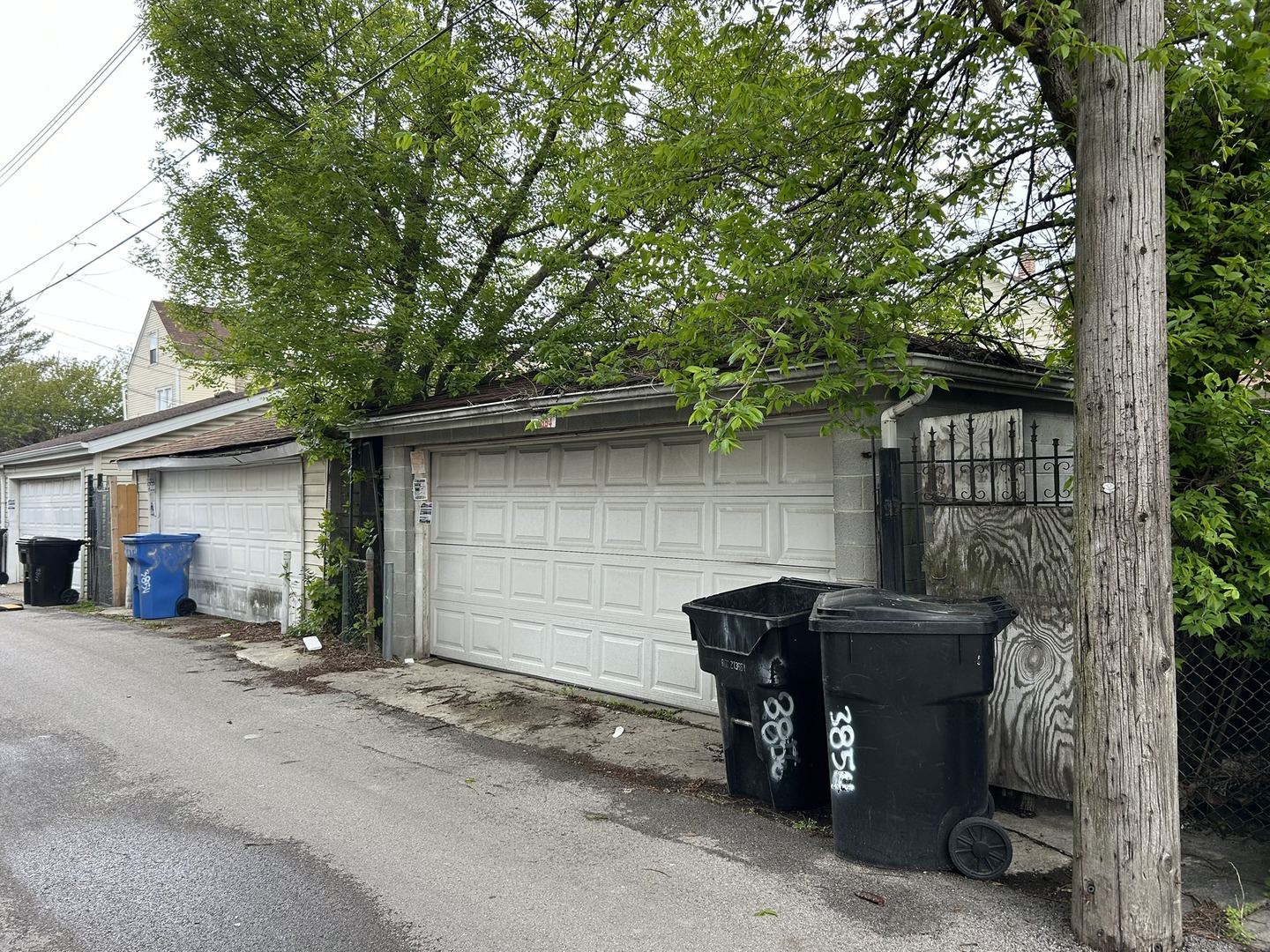 3854 S Albany Avenue, Chicago, IL 60632