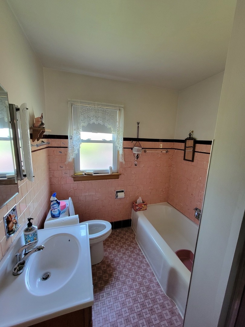 3641 Arden Avenue, Brookfield, IL 60513